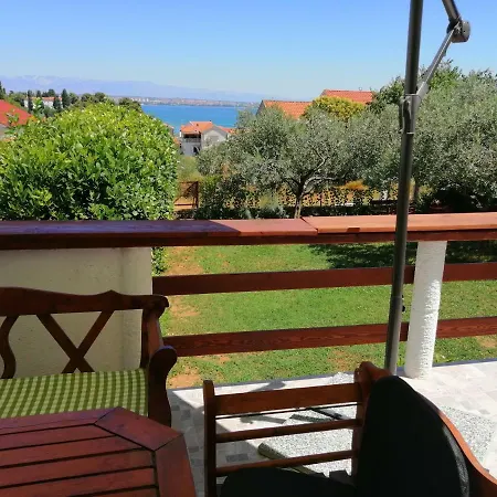 Apartman Gabriela * Preko
